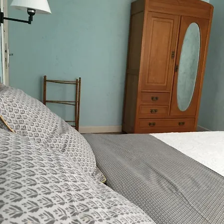 Cote Remparts Carcassonne